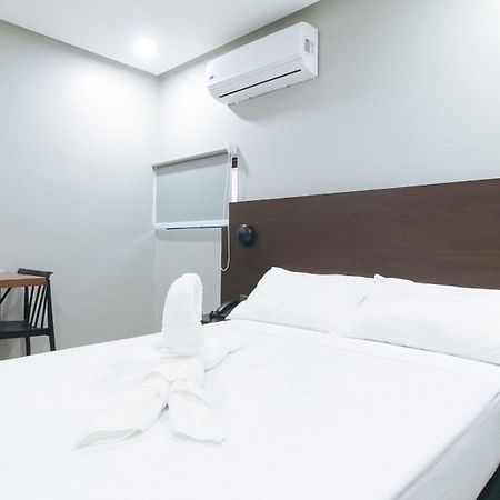 Sunny Day Residences Antipolo Extérieur photo